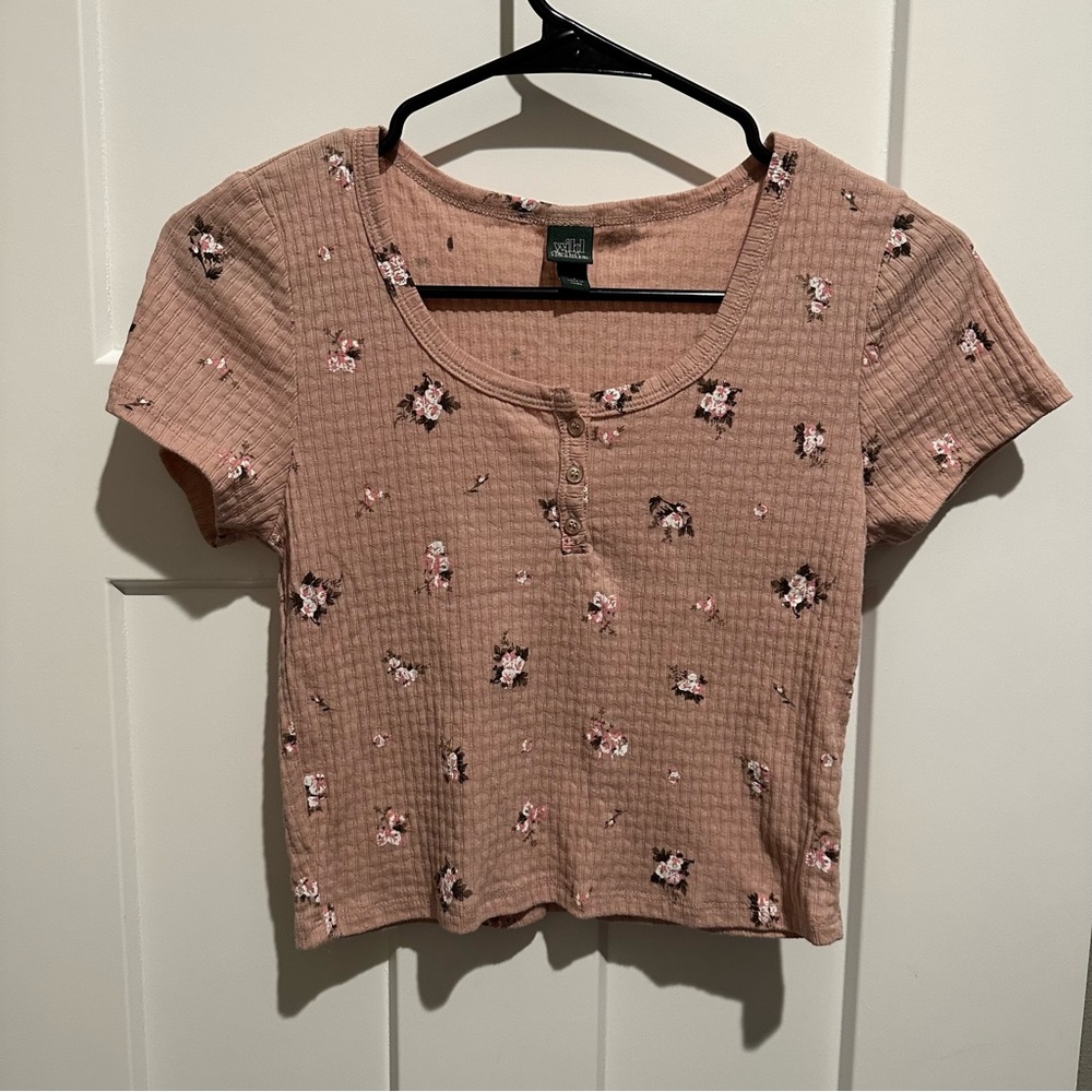 Wild fable crop top women’s S shirt